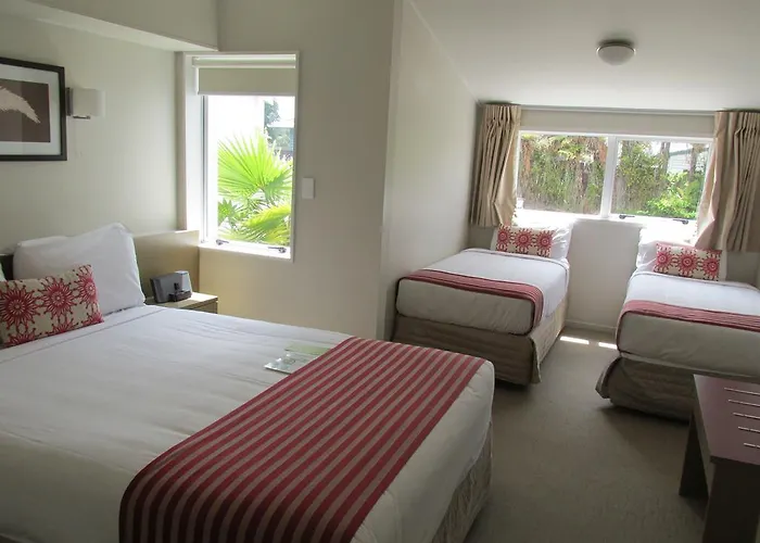 Lake Rotorua Hotel