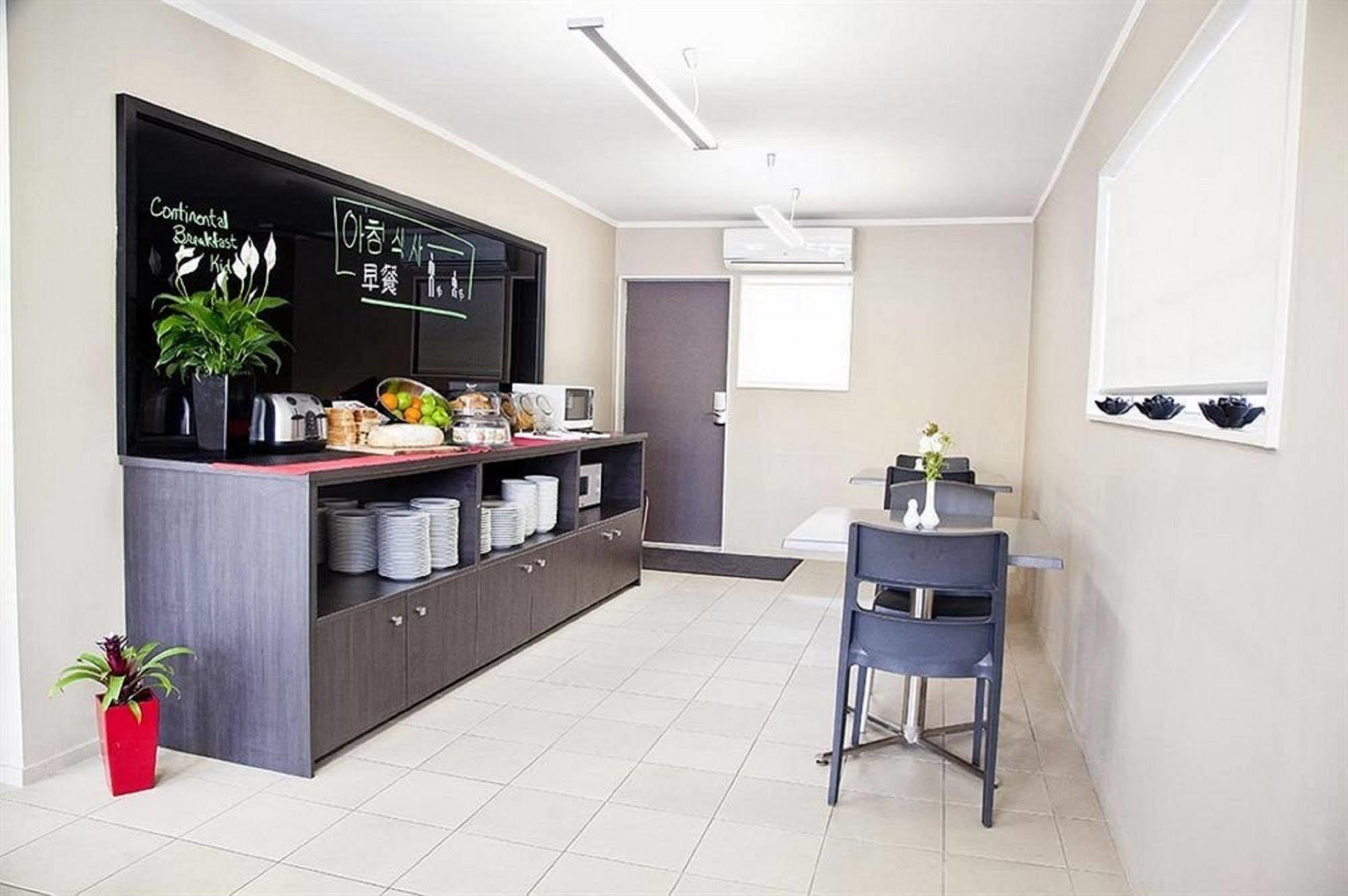 Hotel Lake Rotorua Hotel 4*
